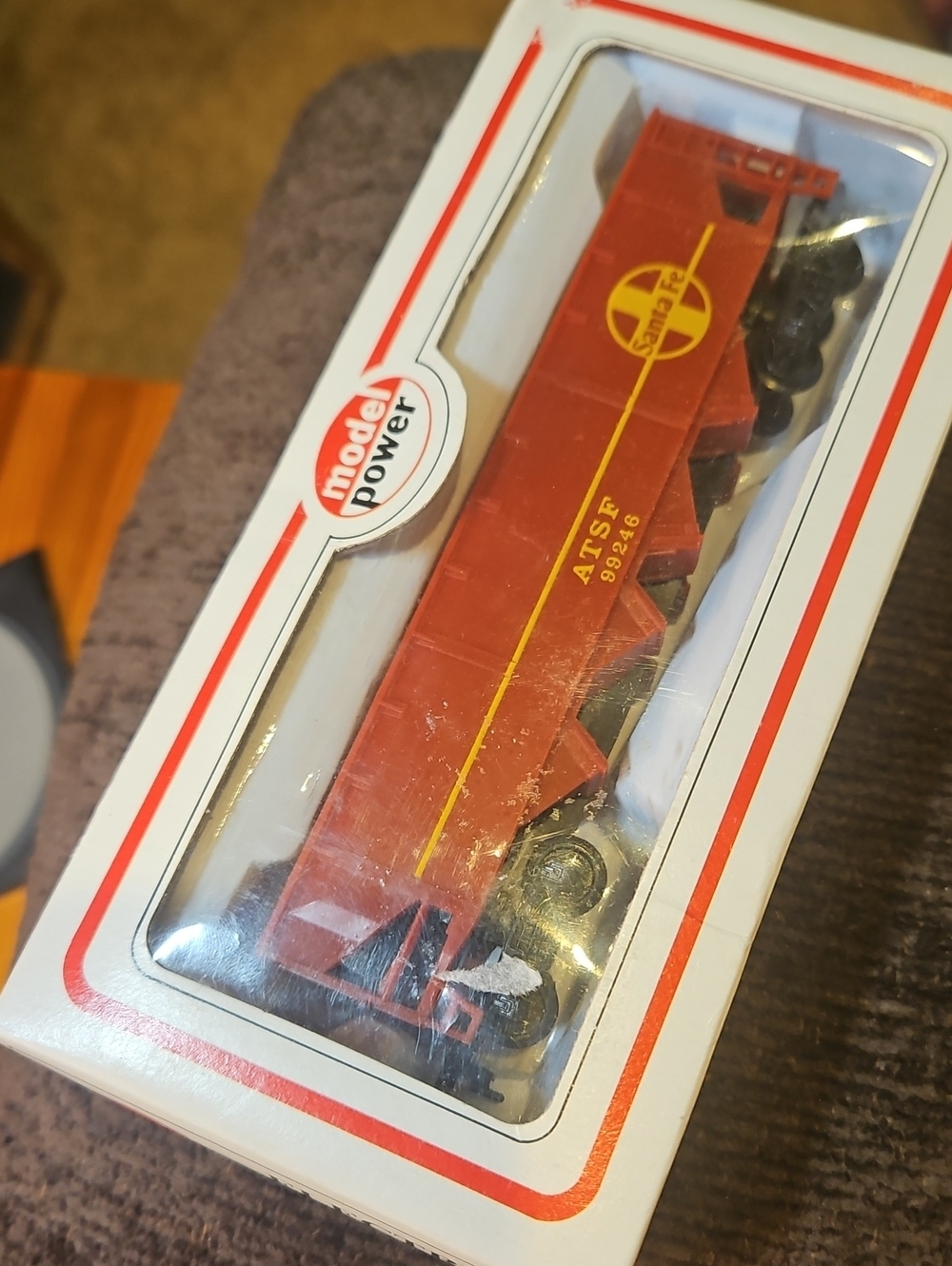 🌟3/$25🌟 Vintage HO scale Model Power 8050 40-foot open 4-bay hopper car red